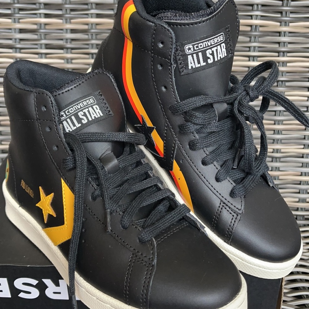 Converse Pro Leather Hi Black/University Gold/White WMNS - Picture 7 of 16